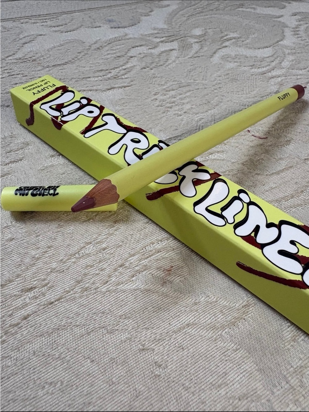Made by Mitchell x Hollipop Lip Trick Liner Pencil in Fluffy BNIB